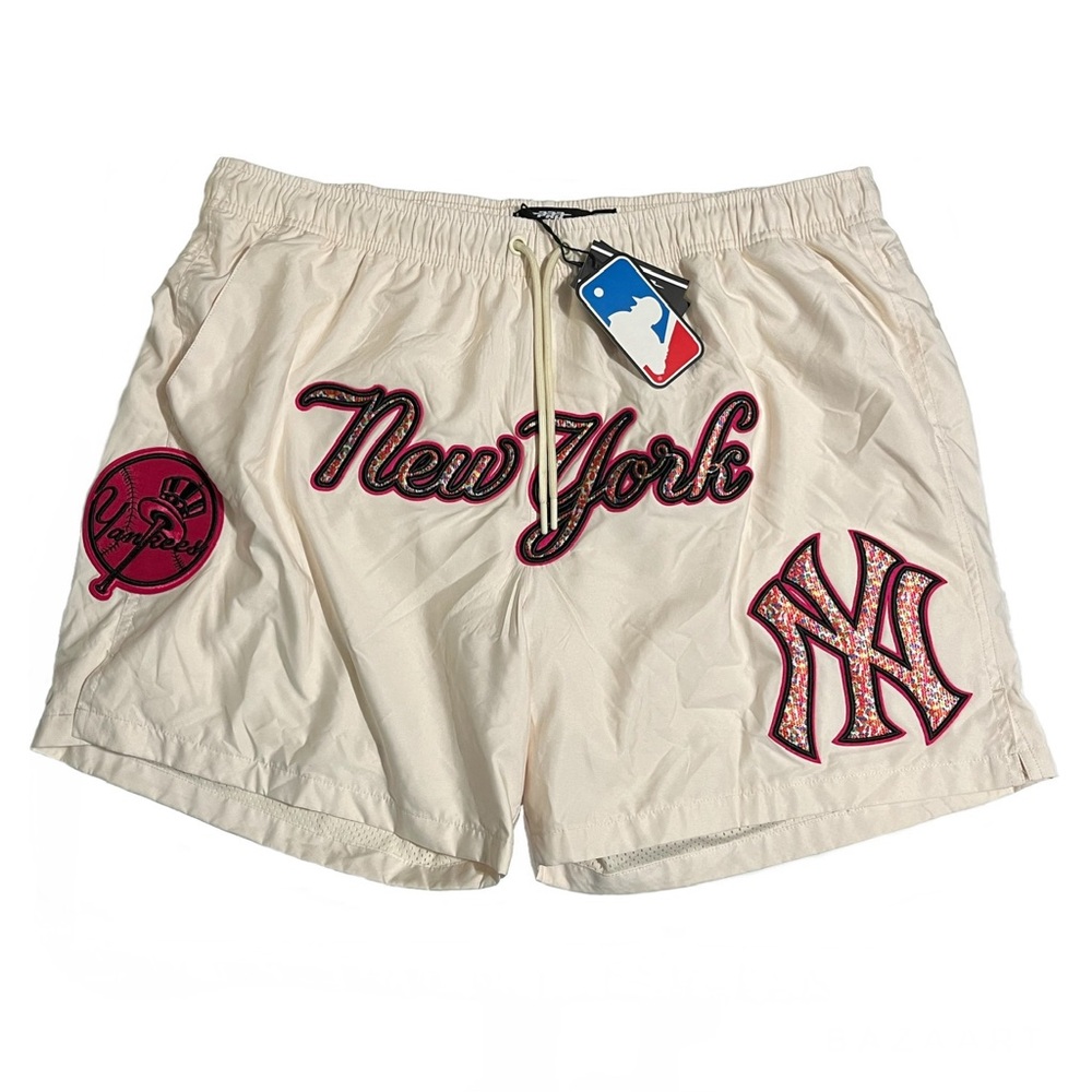 NWT Pro Standard | Mens 2XL MLB New York Yankees Confetti Shorts